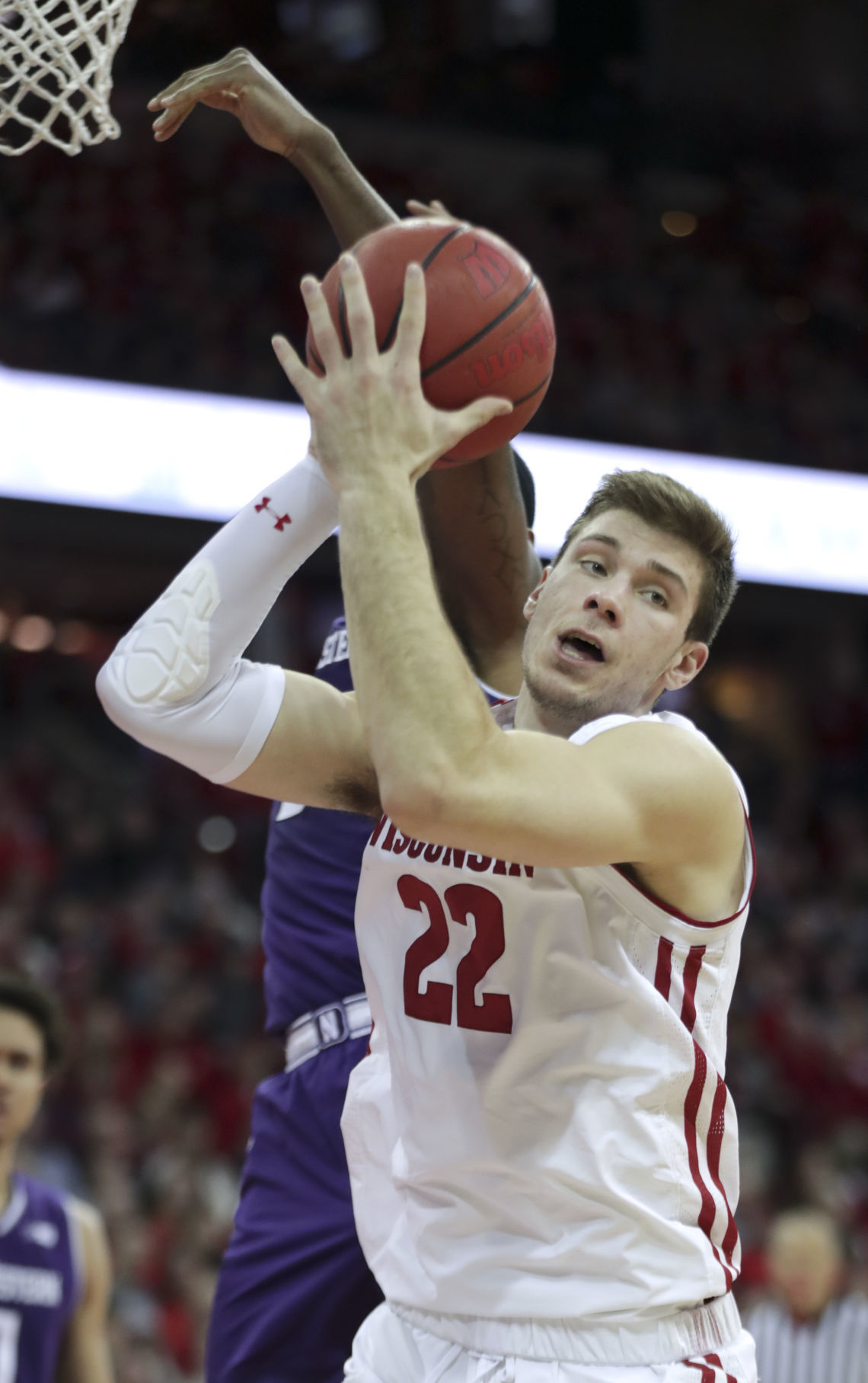 Badgers 62, Wildcats 46